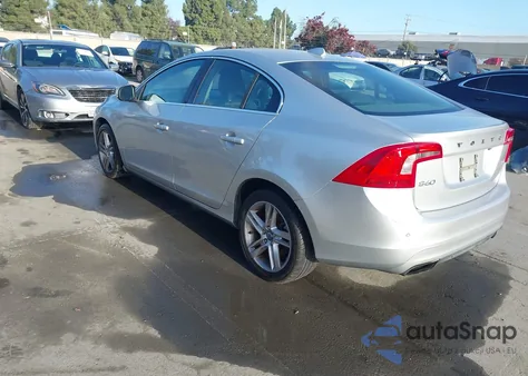 2014 Volvo S60 T5 z USA, uszkodzony, nr VIN YV1612FSXE2291284